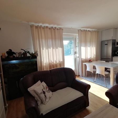 Airport Apartment Surčin Exterior foto